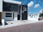CASA EN VENTA EN LOMAS DE JURIQUILLA, QUERÉTARO