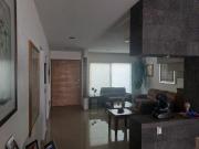 Casa con 330 m² de construcción, 3 recámaras, estudio y...