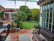 Casa en venta en Lomas de la Hacienda rodeada de...