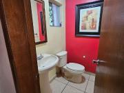 Casa en venta en Lomas de La Presa, Tijuana, Baja California