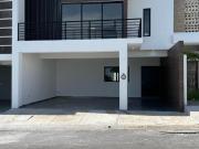 Casa en venta en Lomas de la Rioja Riviera Veracruzana...