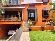Casa en venta en Lomas de la Selva, Cuernavaca con...