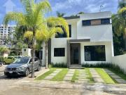 Casa en Venta en Lomas de La Selva junto a Costco Cuernavaca