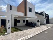 Casa en Venta en Lomas de las Etnias, Torreón, Coahuila...