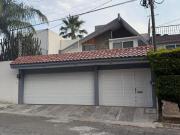 Casa en venta en lomas de Loreto cerca de la Diagonal
