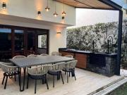 CASA EN VENTA EN LOMAS DE MEMETLA