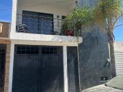 CASA EN VENTA EN LOMAS DE ORIENTE