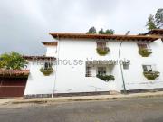 Casa en Venta en Lomas de Prados del Este, Caracas