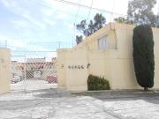 Casa en Venta en Lomas de San Alfonso: Privada con...
