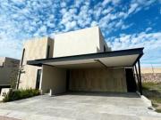 Casa en venta en Lomas del Campanario, Querétaro: lujo y...