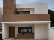 Casa en venta en Lomas del Dorado