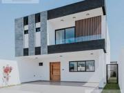 CASA EN VENTA EN LOMAS DEL DORADO