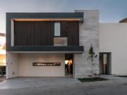 CASA EN VENTA EN LOMAS DEL MOLINO