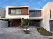 CASA EN VENTA EN LOMAS DEL MOLINO II