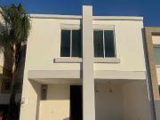 Casa en Venta en Lomas del Refugio excelente ubicación y...