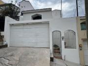 CASA EN VENTA EN LOMAS DEL SOL