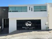 CASA EN VENTA EN LOMAS DEL TECNOLOGICO CUENTA de 3 NIVELES