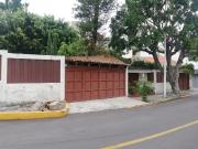 Casa en Venta en Lomas del Valle, Zapopan con Amplio...