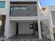 CASA EN VENTA EN LOMAS DEL VERGEL