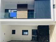Casa en venta en Lomas del Vergel, Monterrey, Nuevo León