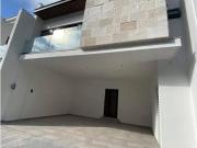 Casa en venta en Lomas del Vergel, Monterrey, Nuevo León