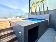 CASA EN VENTA en Lomas Punta del Este con acabados de...