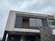 CASA EN VENTA EN LOMAS PUNTA DEL ESTE LEON GUANAJUATO...