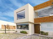Casa en Venta en Lomas Virreyes, Calimaya, con Jardín y...