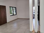 Casa en venta en Lombardia en esquina completamente nueva