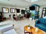 CASA EN VENTA en Lombardía en privada con alberca, salón...