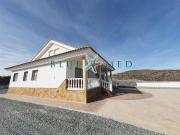 Casa en venta en Lorca, Bejar. CHALET CON VISTAS A LA...