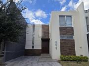 Casa en Venta en Fraccionamiento Loretta II al Norte de...