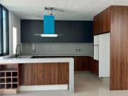 Casa en venta en Los Almendros Residencial en San Isidro...