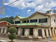 Casa en venta en los Chillos frente a la ESPE