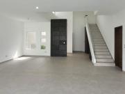 CASA EN VENTA EN LOS CRISTALES