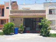 CASA EN VENTA EN LOS EBANOS 3 SECT APODACA.