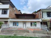 casa en venta en los farallones. Cod V123946