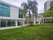 Casa en Venta en Los Geranios, Caracas