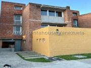 Casa en Venta en Los Guayabitos, Caracas