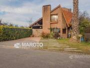 CASA EN VENTA EN LOS HORNEROS APTA CREDITO MAROTO...