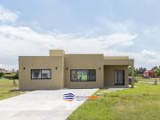 Casa en venta en Los Juncos, Luján