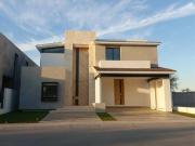 Casa en venta en Los Lagos Residencial