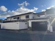 Casa en Venta en Los Naranjos del Cafetal, Caracas