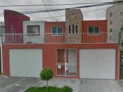 Casa en venta en Los Pilares, Puebla