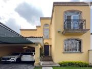 Casa en venta en Los Pinos