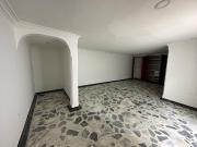 CASA EN VENTA EN LOS PROFESIONALES/ARMENIA