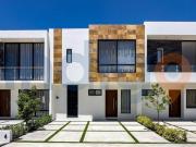 CASA EN VENTA EN LOS ROBLES JURIQUILLA II EN SAN ISIDRO...