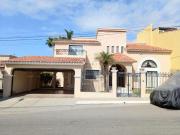Casa en venta en Los Sabinos residencial