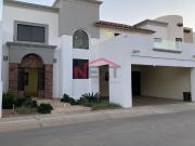 CASA EN VENTA EN LOS SANTOS RESIDENCIAL