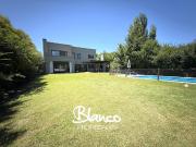 Casa en Venta en Los Sauces, Pilar, G.B.A. Zona Norte,...